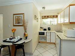 Yellowwood    Kitchenette