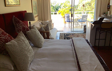 Strelitzia Room